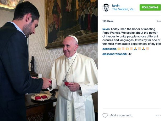 Systrom fue recibido en el Vaticano por el papa Francisco.