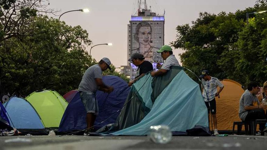 Vuelve a cobrar impulso un proyecto para sustituir a los actuales planes sociales con un nuevo salario básico universal de mayor cobertura