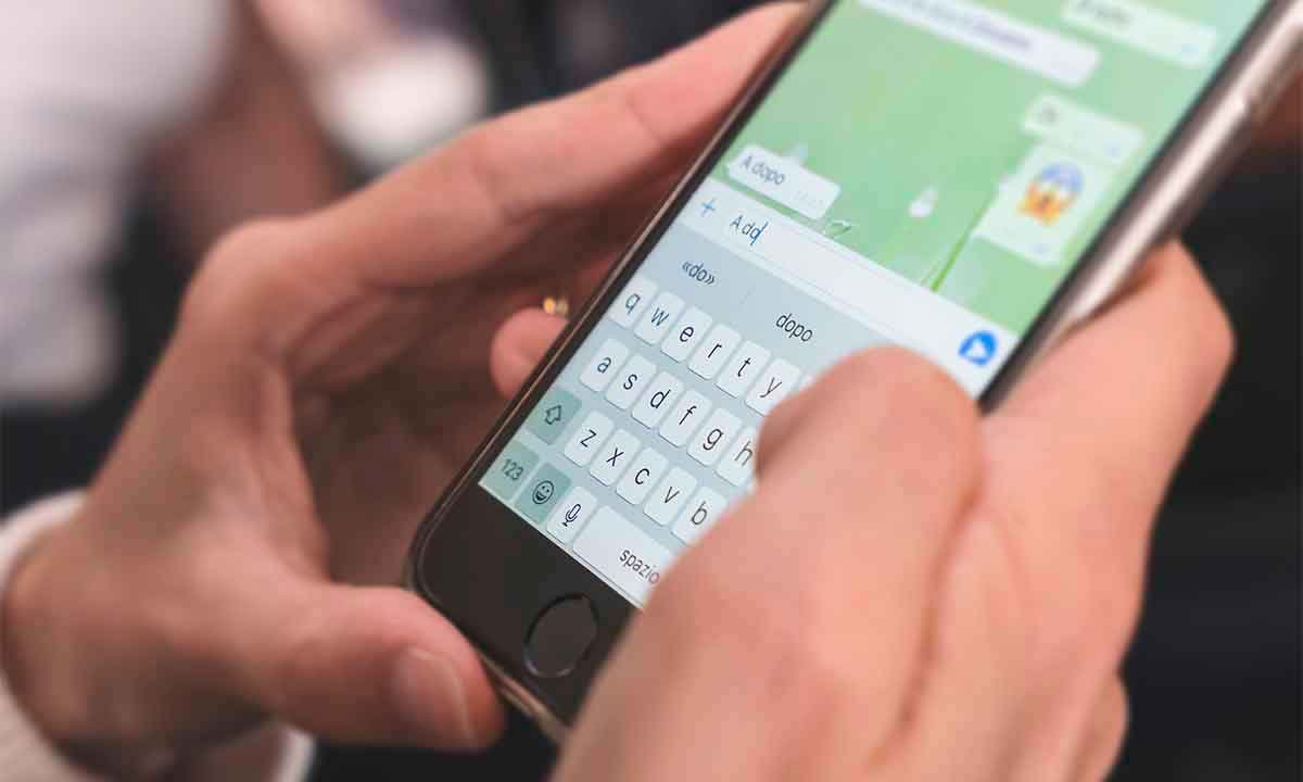 WhatsApp no permite falsificar el último visto.