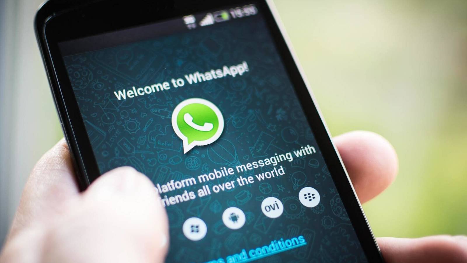 WhatsApp tiene más limitaciones en su uso que otras aplicaciones, como Telegram o Signal.