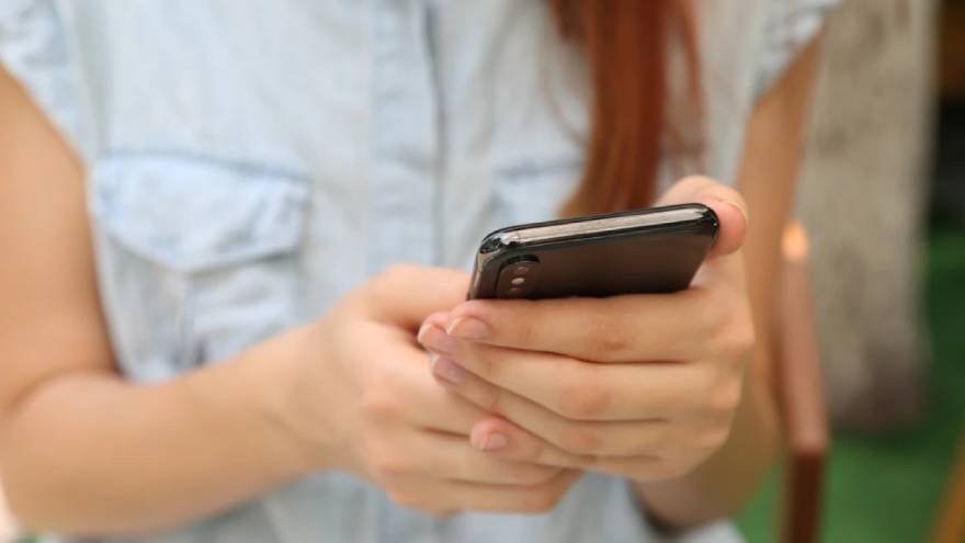 La administración de imágenes tiene sus vericuetos en WhatsApp.