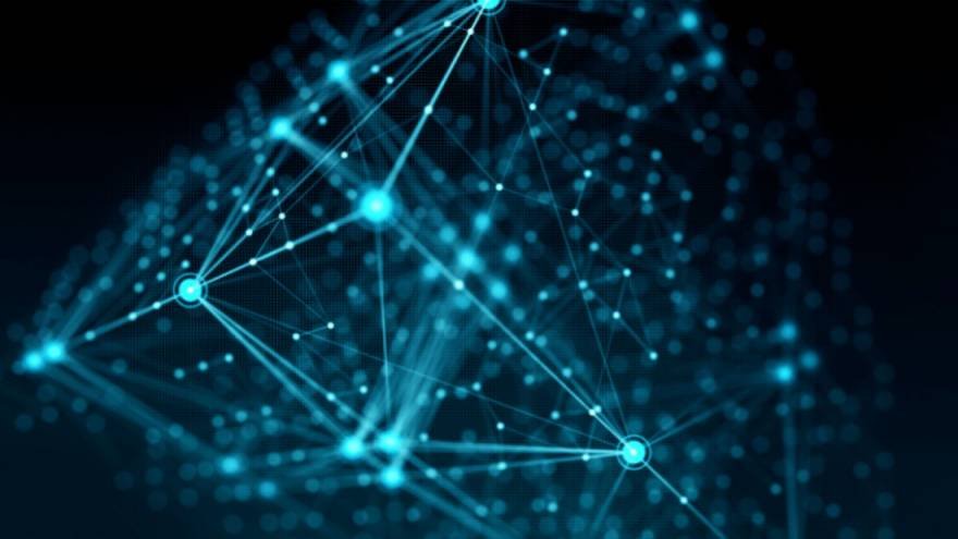 Blockchain es una enorme base de datos que recoge y almacena la información de manera compartida y descentralizada. 