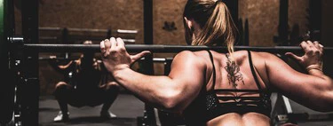 Sentadilla Anderson, ideal para cargar más peso y progresar en tu entrenamiento de piernas, glúteos y core 