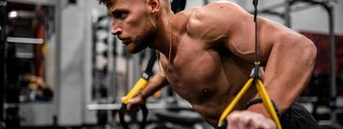 Utiliza este entrenamiento de fuerza con TRX para estimular tus músculos en casa, de vacaciones o donde sea 