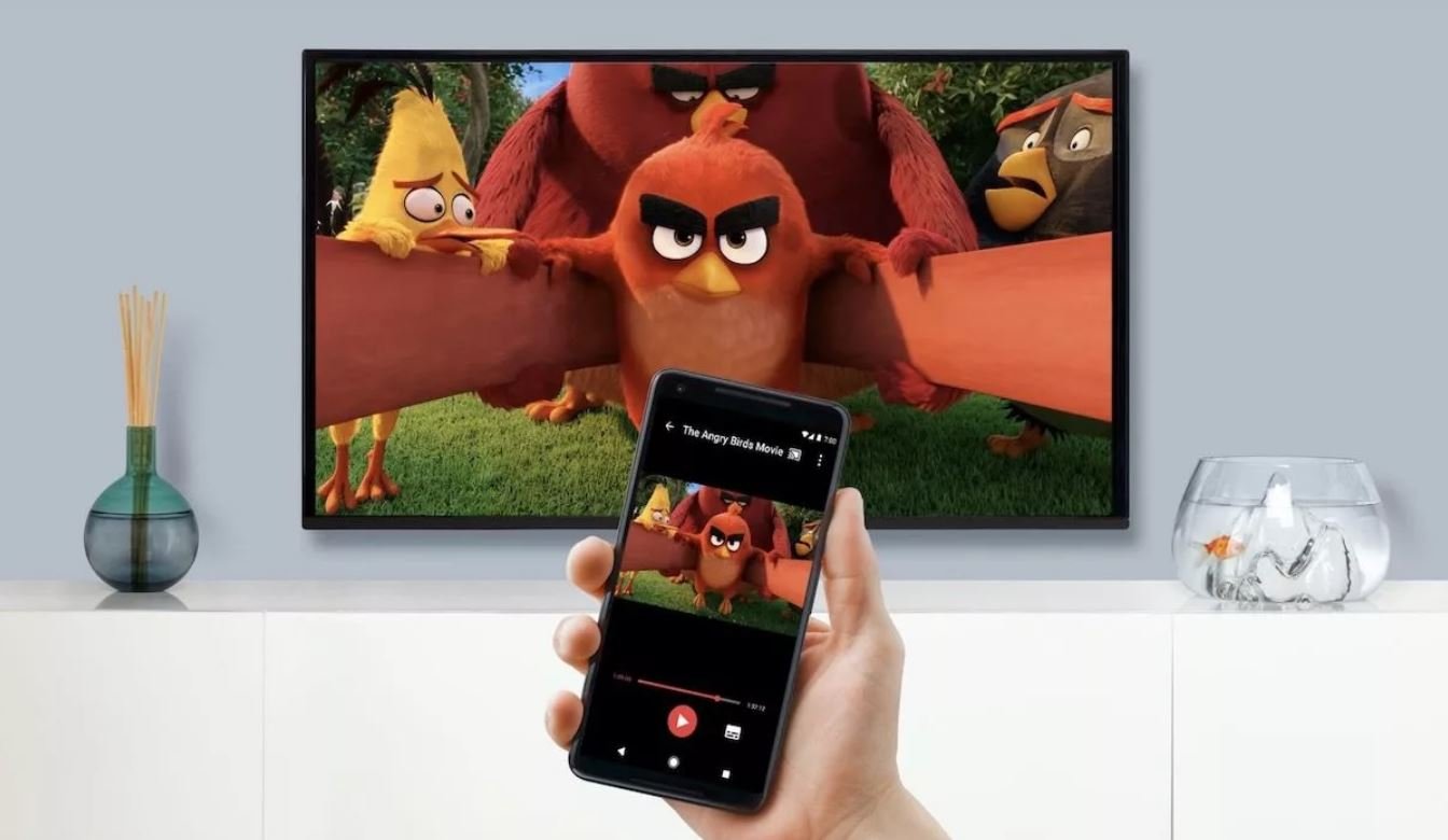 Duplicar la pantalla del celular sirve para reproducir videos en mayor tamaño