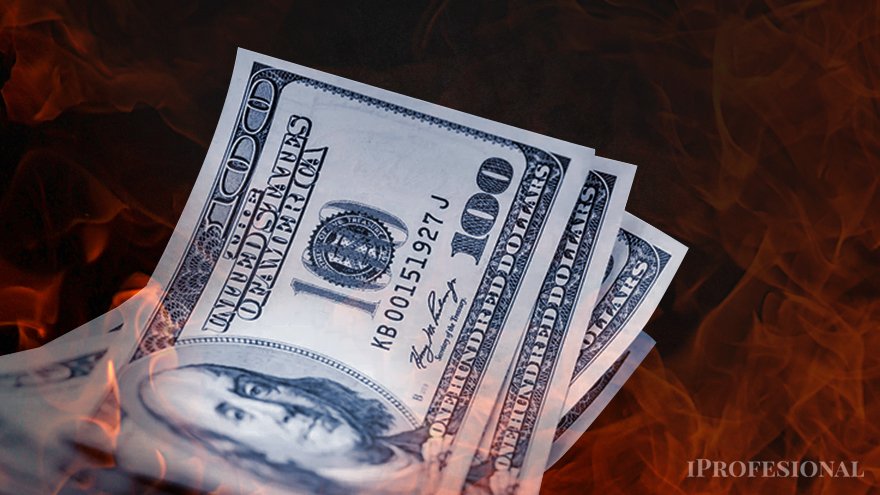 El dólar blue baja a $720, pero el mercado igual prefiere cubrirse antes de octubre: ¿corre riesgos el 