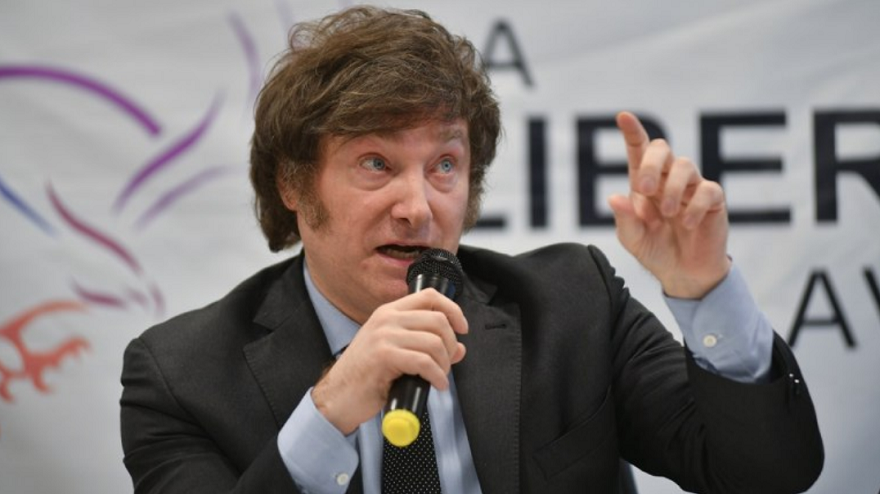 En medio de una nueva polémica, Milei ratificó sus dichos sobre el peso y los plazos fijos.