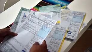 Facturas de servicios de agua y gas