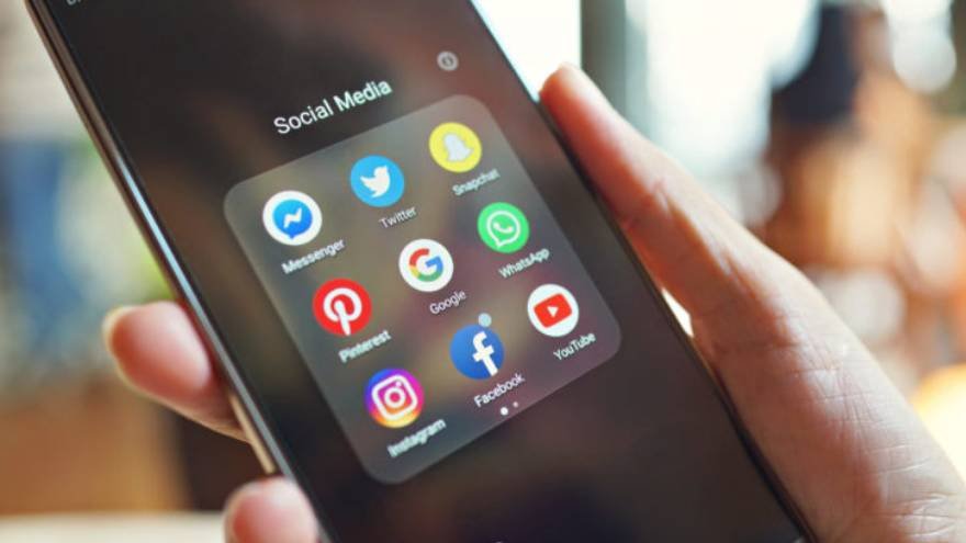 Muchos motores de búsquedas de personas abrevan en redes sociales.