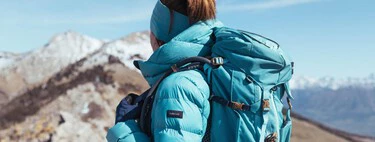 Camina por la montaña con temperaturas de hasta -10º C con esta compacta chaqueta de Decathlon, que además repele el agua