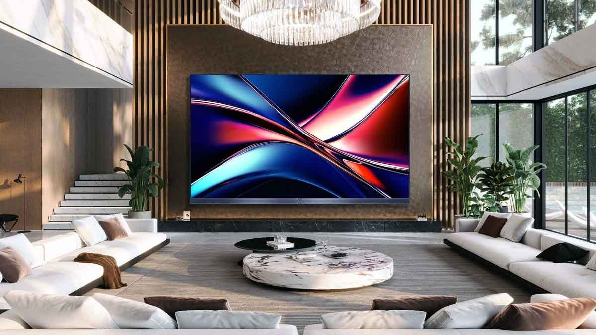 Este televisor de Hisense con inteligencia artificial tiene 136 pulgadas.