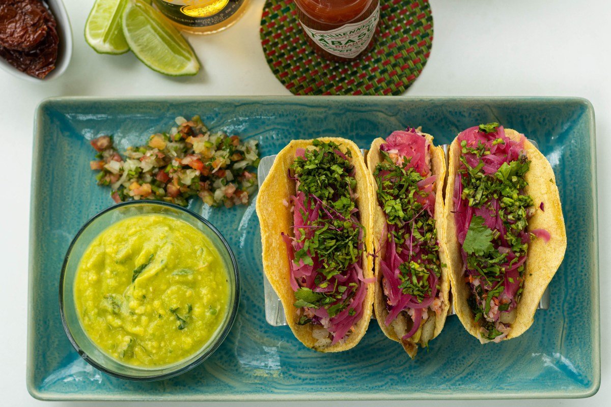 Salsa verde cremosa para tacos de bistec