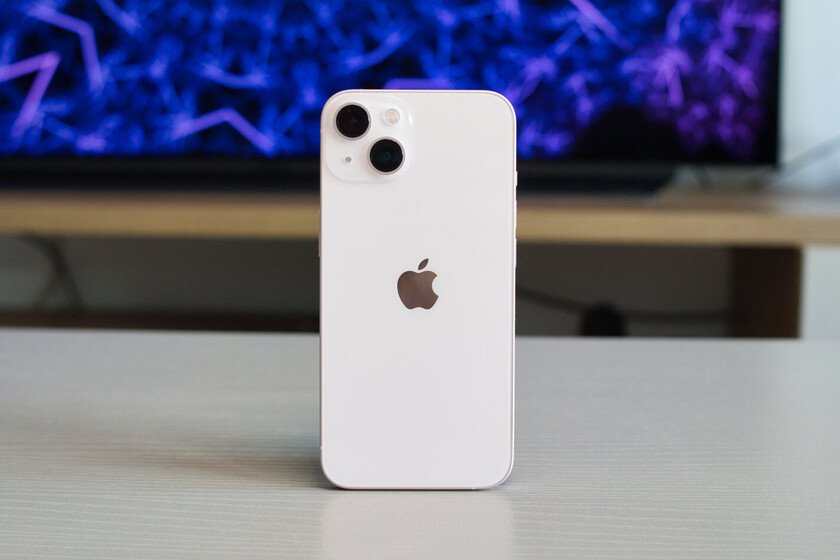 iPhone 13 Mini.