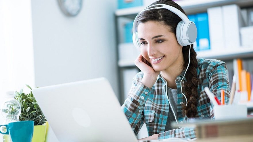 El uso responsable de IA también es esencial entre los estudiantes. 