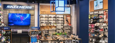 Las rebajas nos han dejado de piedra con este chollo: unas sandalias Skechers impermeables a casi mitad de precio 