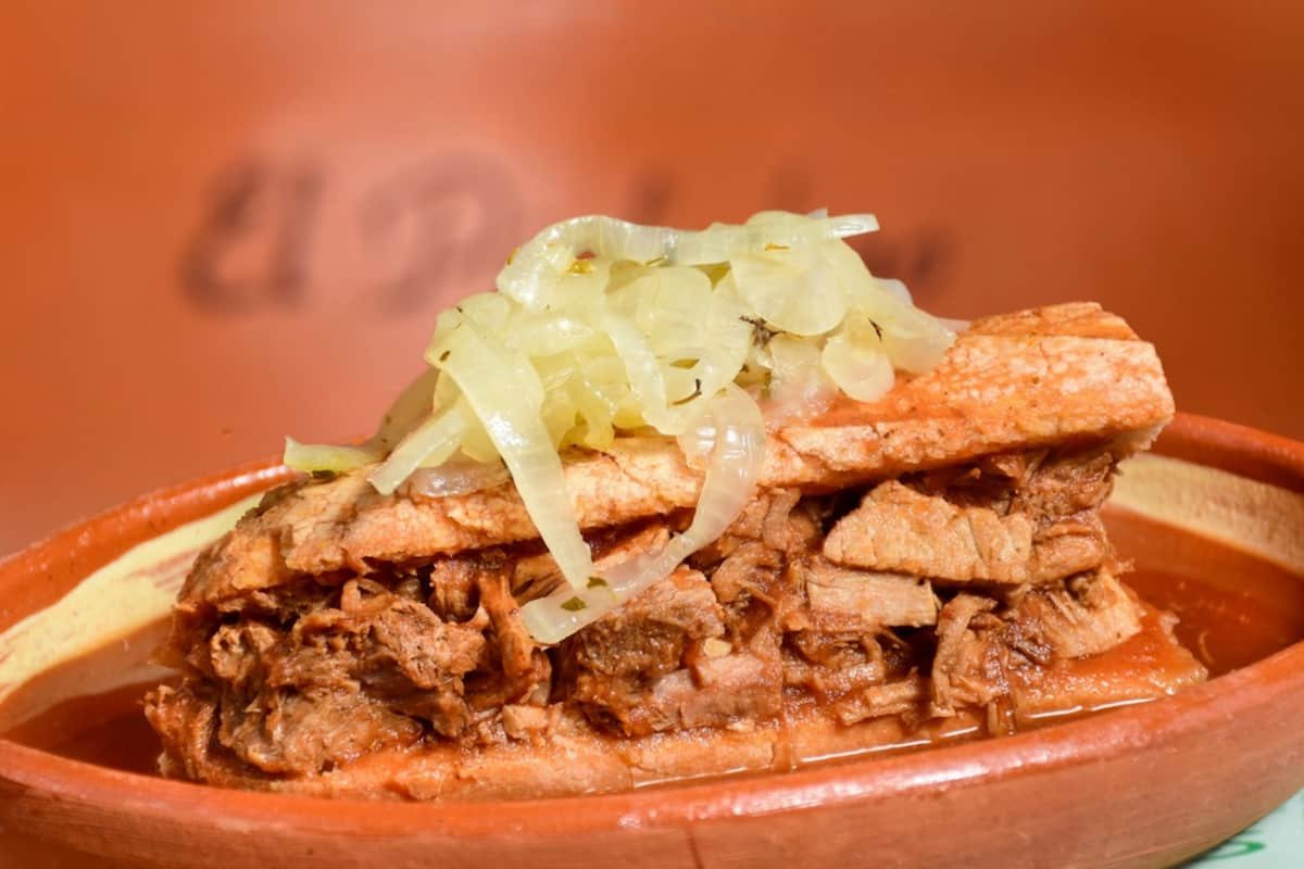 come las mejores tortas ahogadas de la ciudad de México
