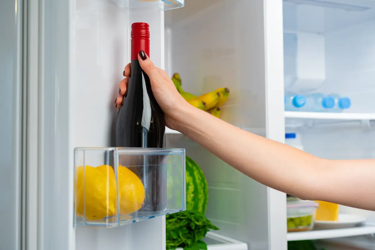 cómo guardar vino en el refrigerador