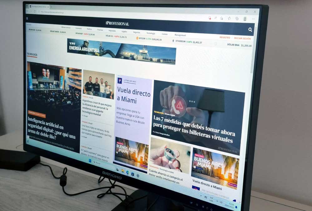 El equipo es, altamente intuitivo, tanto para quienes solo navegan por la web o utilizan