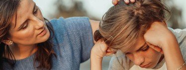 Los padres con alta inteligencia emocional, usan estas cinco frases para hablar con sus hijos de temas difíciles 