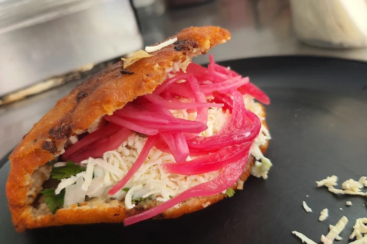 Gordita de chicharrón