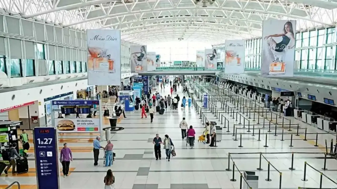 Cómo funciona el nuevo y moderno sistema para entrar y salir del país en Ezeiza