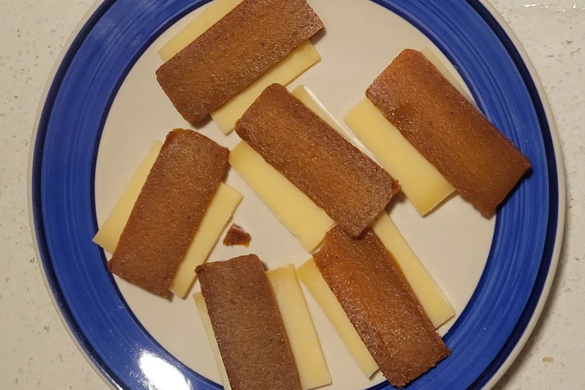 Ate de membrillo y queso