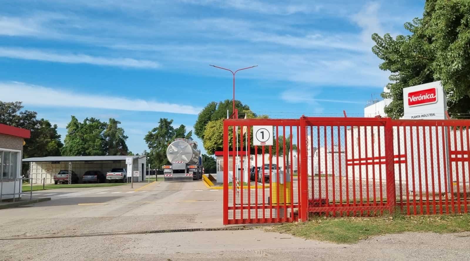 Lácteos Verónica, un emblema del sector, en crisis