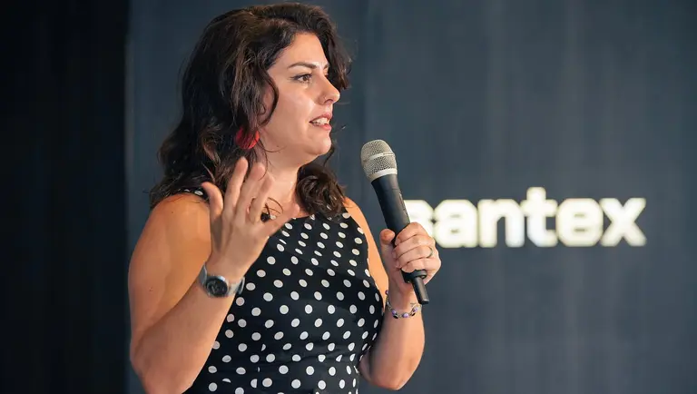 Milagros Miceli en Santex