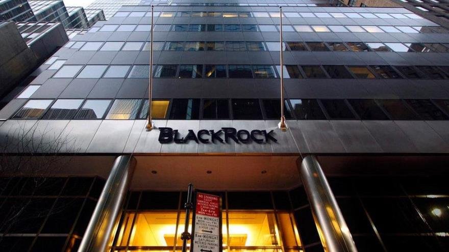 BlackRock es la gestora de activos más grande del mundo.