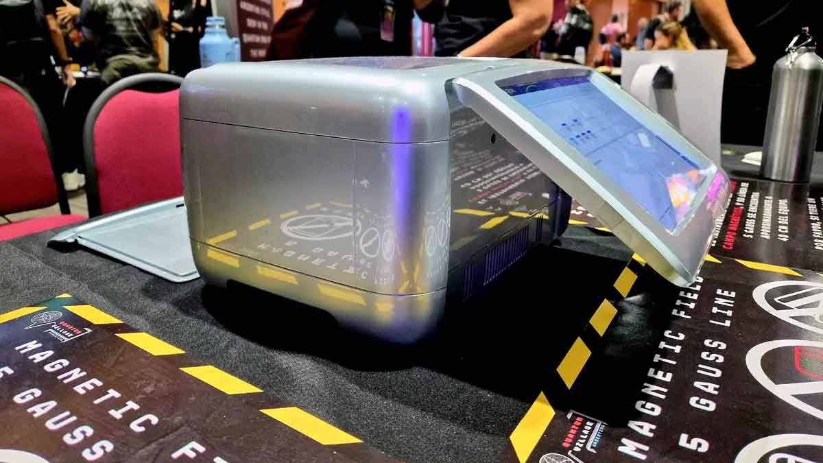 La computadora cuántica Gemini tiene un tamaño similar a una impresora láser