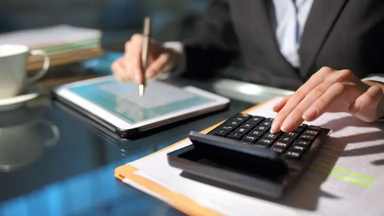 Economista se muestra optimista respecto de la recuperación de los salarios