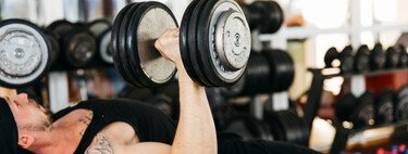 Adiós a hacer entre 8 y 12 repeticiones para ganar masa muscular: uno de los mayores expertos en fitness revela la forma más efectiva 