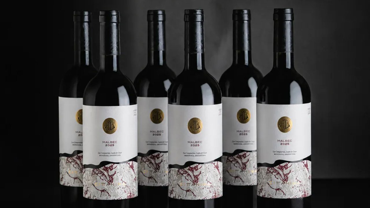 Theorema del caos, el nuevo vino de la bodega Cittanina de Lautaro Martínez y Agustina Gandolfo