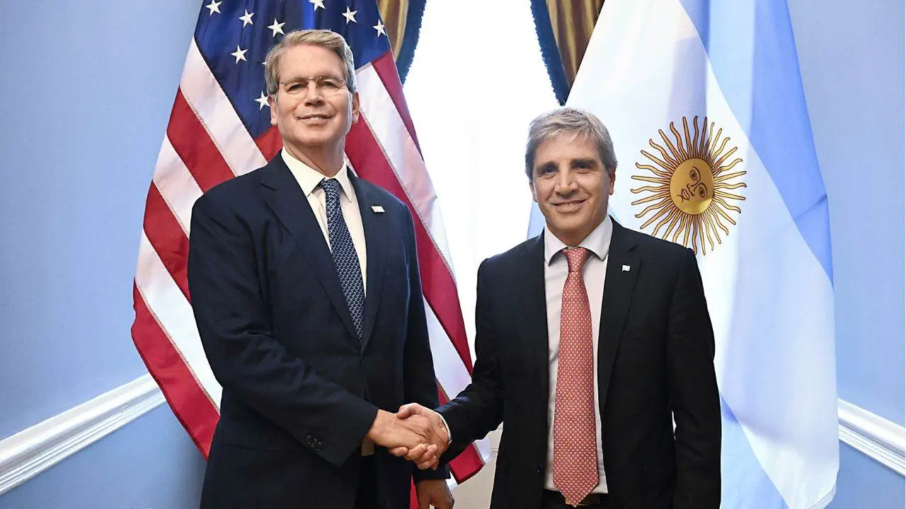 Bessent no descartó una nueva intervención del Tesoro de EEUU en el mercado argentino